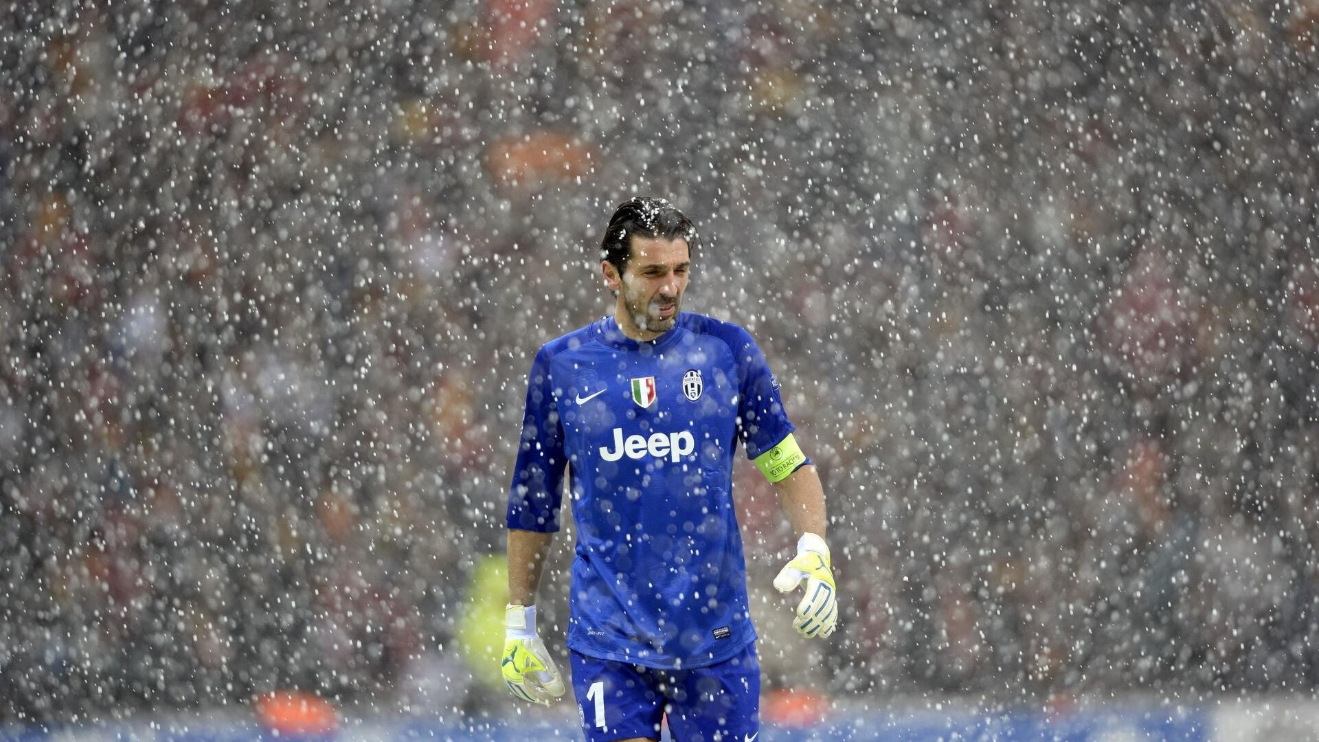 kaiyun体育app-英超赛场上出现新战术理念，引领潮流，英超新赛季揭幕战